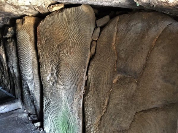 4000 Jahre alte Dolmen im Tumulus